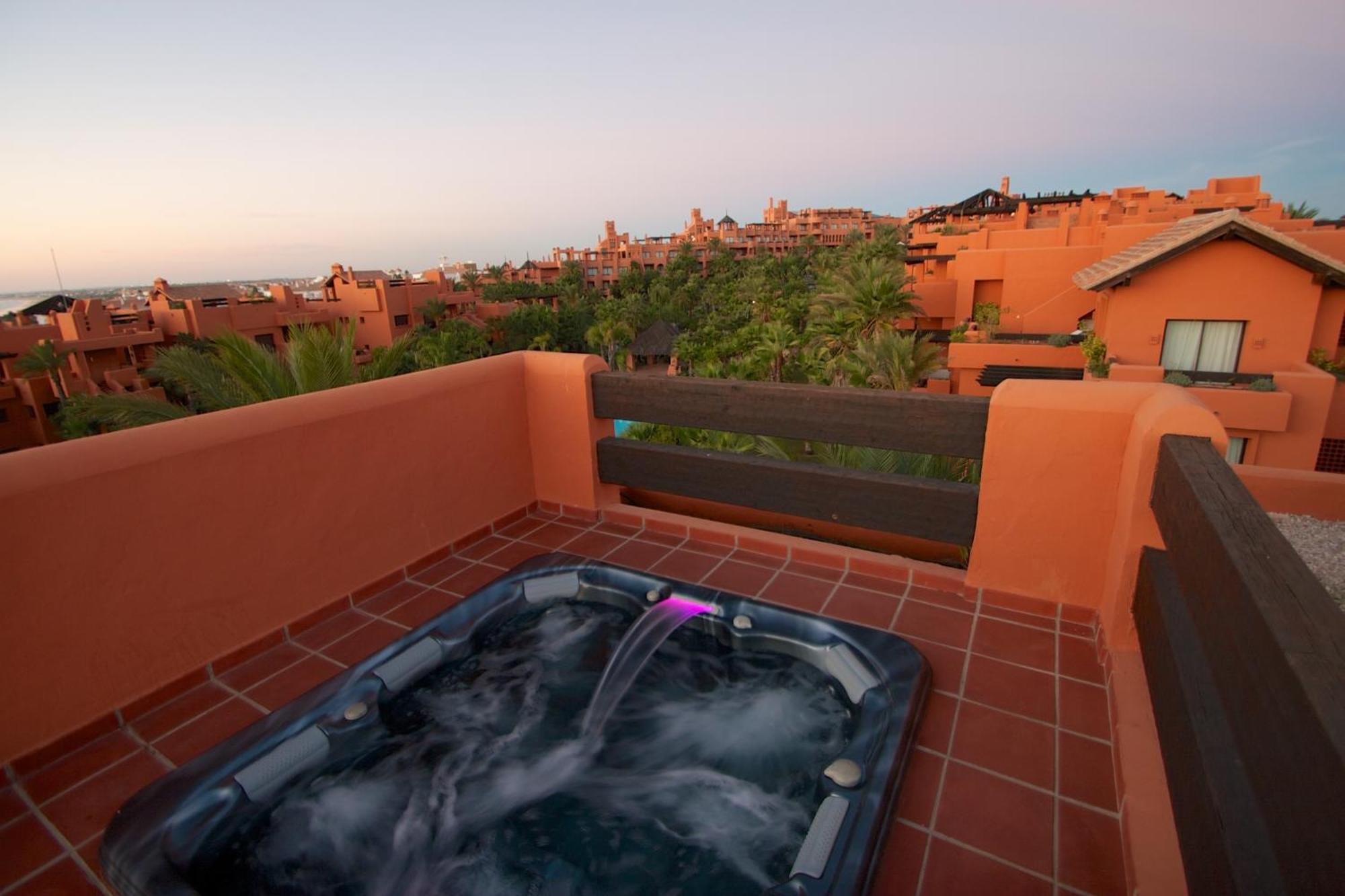 Aparthotel Novo Resort Novo Sancti Petri Luaran gambar